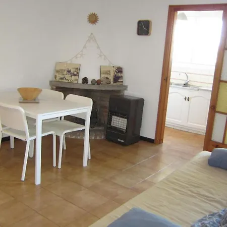 Sleeps 4 Pool Lägenhet *