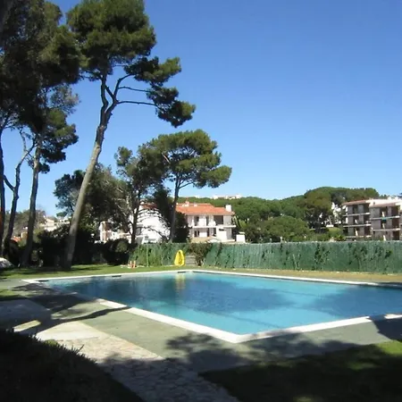 Sleeps 4 Pool *